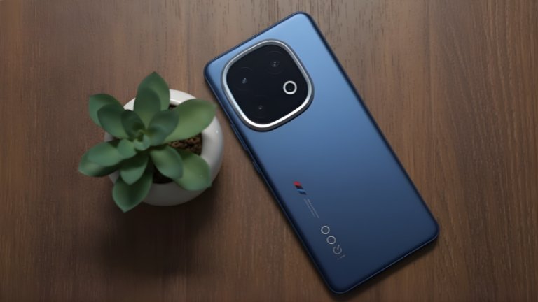 iQOO 15 Full Specifications: Display, Camera, Battery and Performance